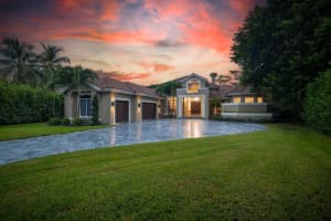 1543 Breakers West Boulevard, West Palm Beach, FL 33411 - MLS#R11126148