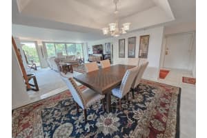 2427 Presidential Way 204, West Palm Beach, FL 33401 - MLS#R11126152