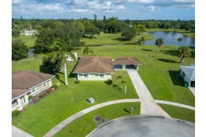 315 Ne Brasher Court, Port Saint Lucie