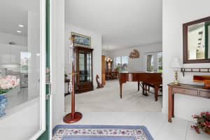 626 SW Lake Charles Circle, Port Saint Lucie, FL 34986 Sold 11/13/25