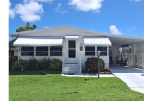 8204 W Bitterbush Lane W, Port Saint Lucie, FL 34952 - MLS#R11126181