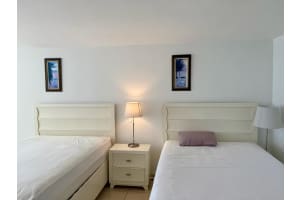 19201 Collins Avenue, Sunny Isles Beach, FL 33160 - MLS#R11126217