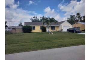 2342 Se Midtown Road, Port St. Lucie, Fl 34952, Port Saint Lucie