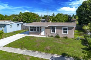 1379 10th Street, West Palm Beach, FL 33401 - MLS#R11126267