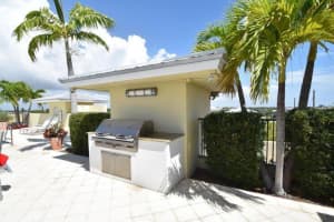 235 NE 1st Street 304, Delray Beach, FL 33444 - MLS#R11126275