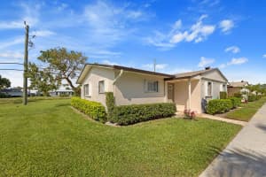 2883 Crosley Drive W A, West Palm Beach, FL 33415 - MLS#R11126279