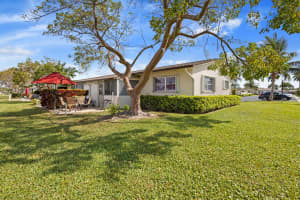 2883 Crosley Drive W A, West Palm Beach, FL 33415 - MLS#R11126279