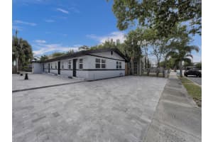 338 Walton Boulevard 2, West Palm Beach, FL 33405 - MLS#R11126281
