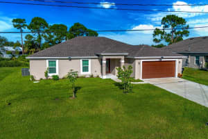 3262 SW Martin Street, Port Saint Lucie, FL 34953 - MLS#R11126297