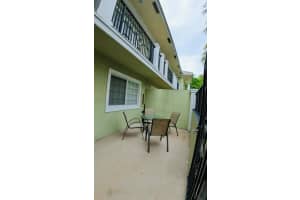 1000 Palm Trail 4, Delray Beach, FL 33483 - MLS#R11126327