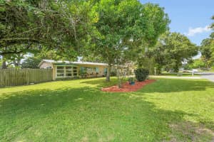 803 Anita Street, Fort Pierce, FL 34982 - MLS#R11126336