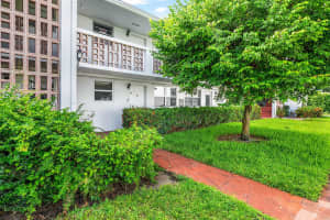 40 SE 13th Street A3, Boca Raton, FL 33432 - MLS#R11126349