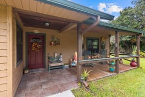 2725 Twin Oaks Trail, Fort Pierce, FL 34945 - MLS#R11126360