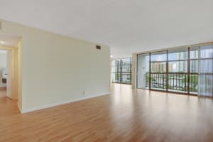 600 Parkview Drive 508, Hallandale Beach, FL 33009 - MLS#R11126374
