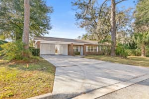 3331 NW 27th Avenue, Gainesville, FL 32605 - MLS#R11126384