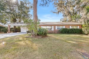 3331 NW 27th Avenue, Gainesville, FL 32605 - MLS#R11126384