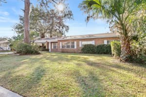 3331 NW 27th Avenue, Gainesville, FL 32605 - MLS#R11126384