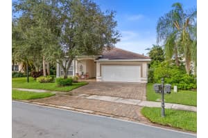 69 Gables Boulevard, Weston, FL 33326 Sold 10/31/25