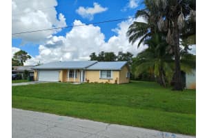 253 SE Verada Avenue, Port Saint Lucie, FL 34983 - MLS#R11126418