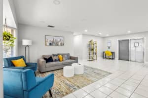 750 24th Street SW, Vero Beach, FL 32962 - MLS#R11126432