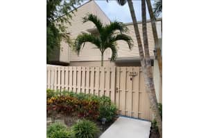 612 Executive Center Drive 103, West Palm Beach, FL 33401 - MLS#R11126457