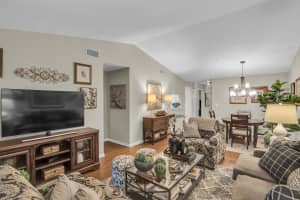 15342 Lakes Of Delray Boulevard 105, Delray Beach, FL 33484 - MLS#R11126462