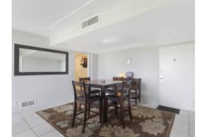 1500 Presidential Way, West Palm Beach, FL 33401 - MLS#R11126469