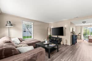 209 Old English Drive, Jupiter, FL 33458 Sold 11/21/25