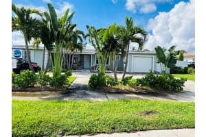 800 Hillcrest Boulevard, West Palm Beach, FL 33405 - MLS#R11126557