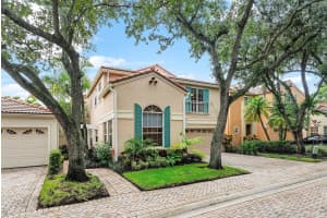 40 Via Verona, Palm Beach Gardens, FL 33418 - MLS#R11126569
