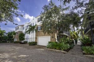112 S Cannery Row Circle, Delray Beach, FL 33444 - MLS#R11126605