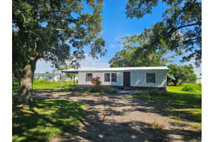 925 SW 39th Lane, Okeechobee, FL 34974 - MLS#R11126613