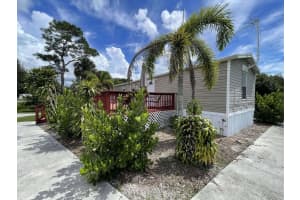 8672 SE 59th Drive, Okeechobee, FL 34974 Sold 01/13/26