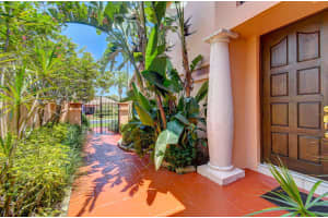 6427 Via Rosa, Boca Raton, FL 33433 - MLS#R11126634
