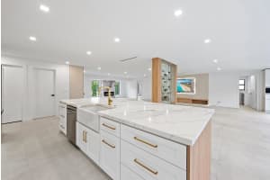 391 Riverside Drive, Tequesta, FL 33469 - MLS#R11126647