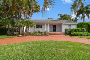 210 Miramar Way, West Palm Beach, FL 33405 Sold 10/22/25