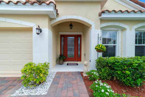 2024 Albany Terrace SW, Vero Beach, FL 32968 - MLS#R11126655