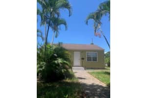 5901 Garden Avenue, West Palm Beach, FL 33405 - MLS#R11126666