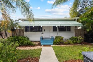 1015 N K Street, Lake Worth Beach, FL 33460 - MLS#R11126674