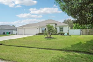 1426 SW Devera Avenue, Port Saint Lucie, FL 34953 - MLS#R11126696