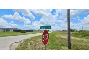 7003 Tide Circle, Labelle, FL 33935 - MLS#R11126714