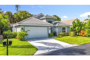 14 Lawrence Lake Drive, Boynton Beach, FL 33436 - MLS#R11126722