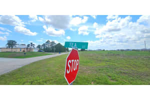 9009 Tea Court, Labelle, FL 33935 - MLS#R11126777