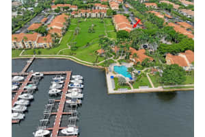 145 Yacht Club Way 105, Hypoluxo, FL 33462 Sold 10/28/25