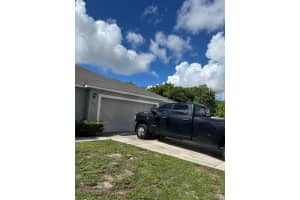 950 SW Nichols Terrace, Port St Lucie, FL 34953 - MLS#R11126786