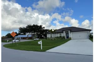 920 SW Castaneda Lane SW, Port Saint Lucie, FL 34953 - MLS#R11126793