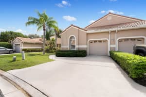 302 Sabal Palm Lane, Palm Beach Gardens, FL 33418 - MLS#R11126803