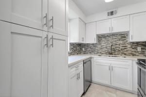 21 Brittany A Court A, Delray Beach, FL 33446 - MLS#R11126821