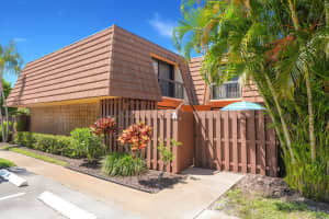 825 Center Street, Jupiter, FL 33458 - MLS#R11126829