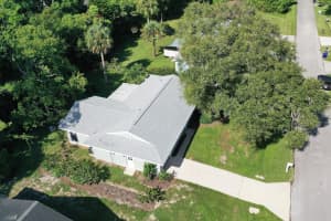 725 Jordan Avenue, Sebastian, FL 32958 Sold 10/23/25